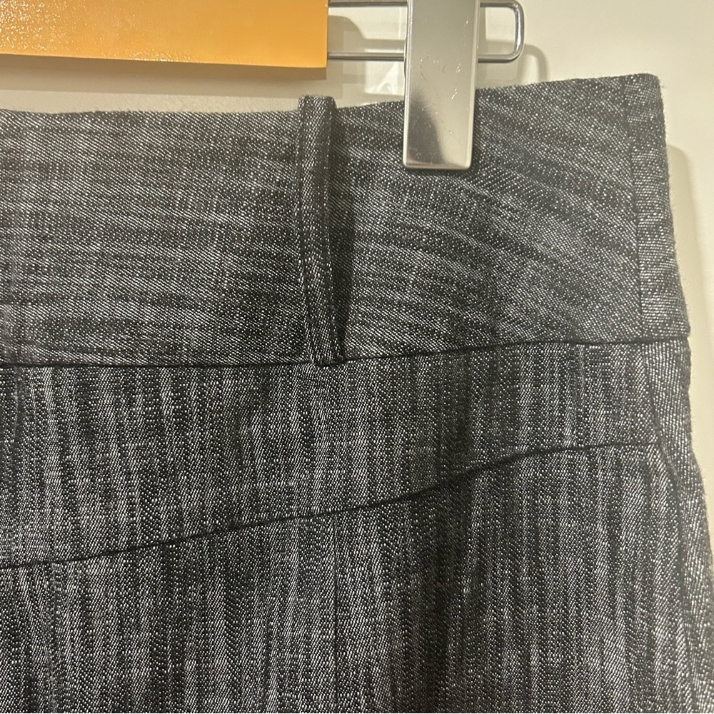 Larry Levine Stretch Grey Pencil Skirt Size 8 | Button Front | Workwear - Picture 7 of 8